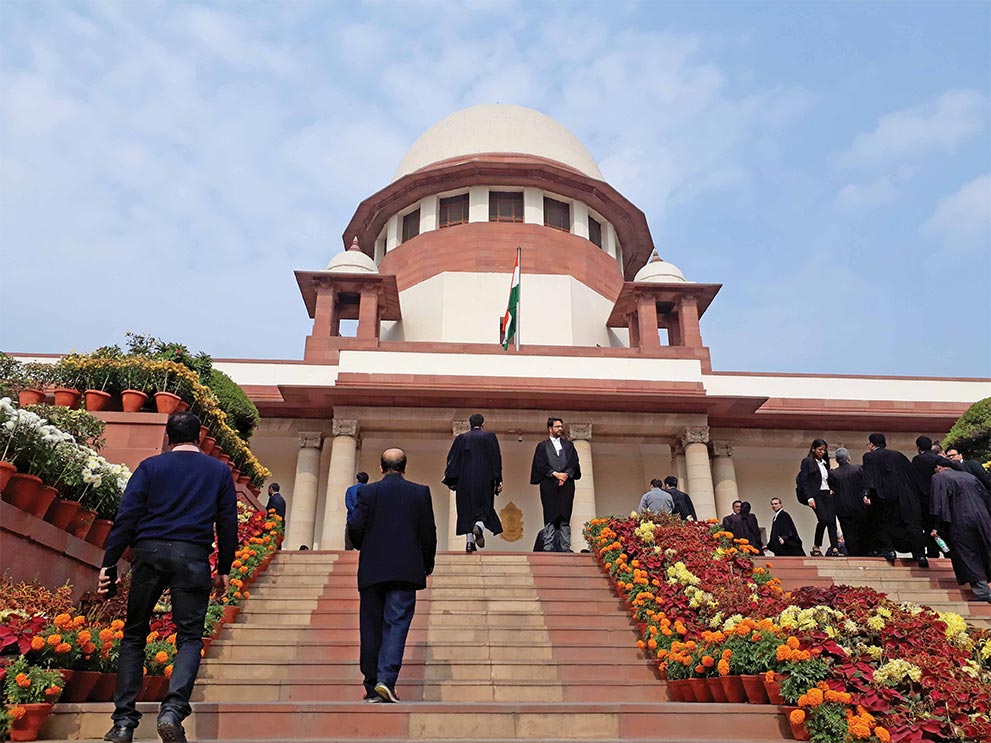 Supreme_Court_of_India,_inside_view_07